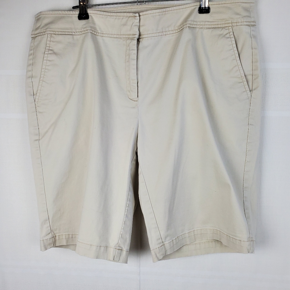 Juniper & Lime Khaki Shorts In Size 14 - image 1